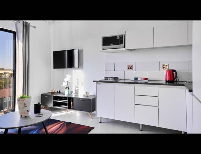1 BEDROOM APARTMENT FOR SALE IN FERNDALE